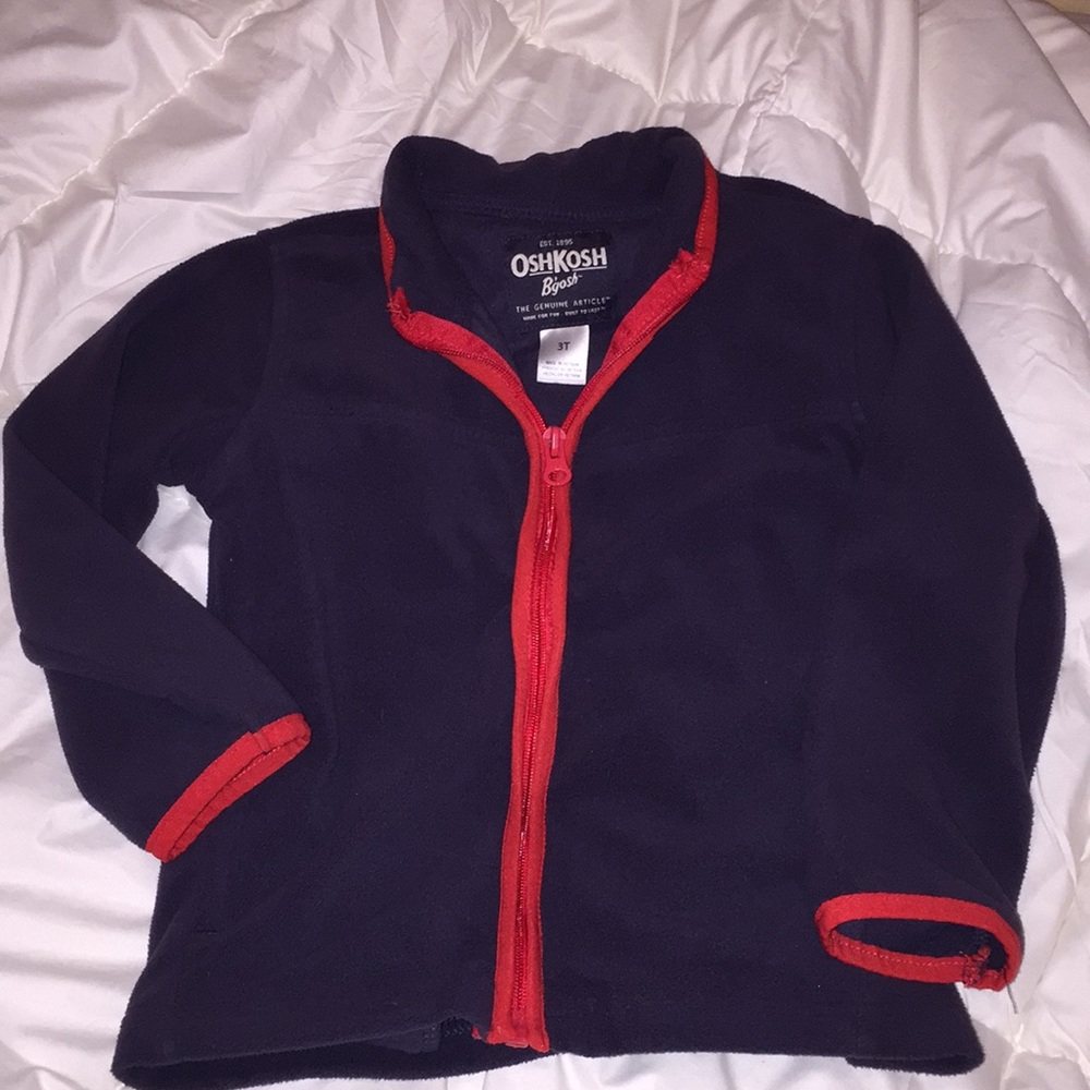 Like new Osh Kosh B’gosh full zip fleece 3T!
